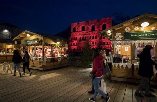 OFFER CHRISTMAS MARKETS IN AOSTA VALLEY 